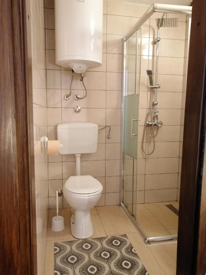 Studio Apartman Nona Angela-Valun Cres Esterno foto