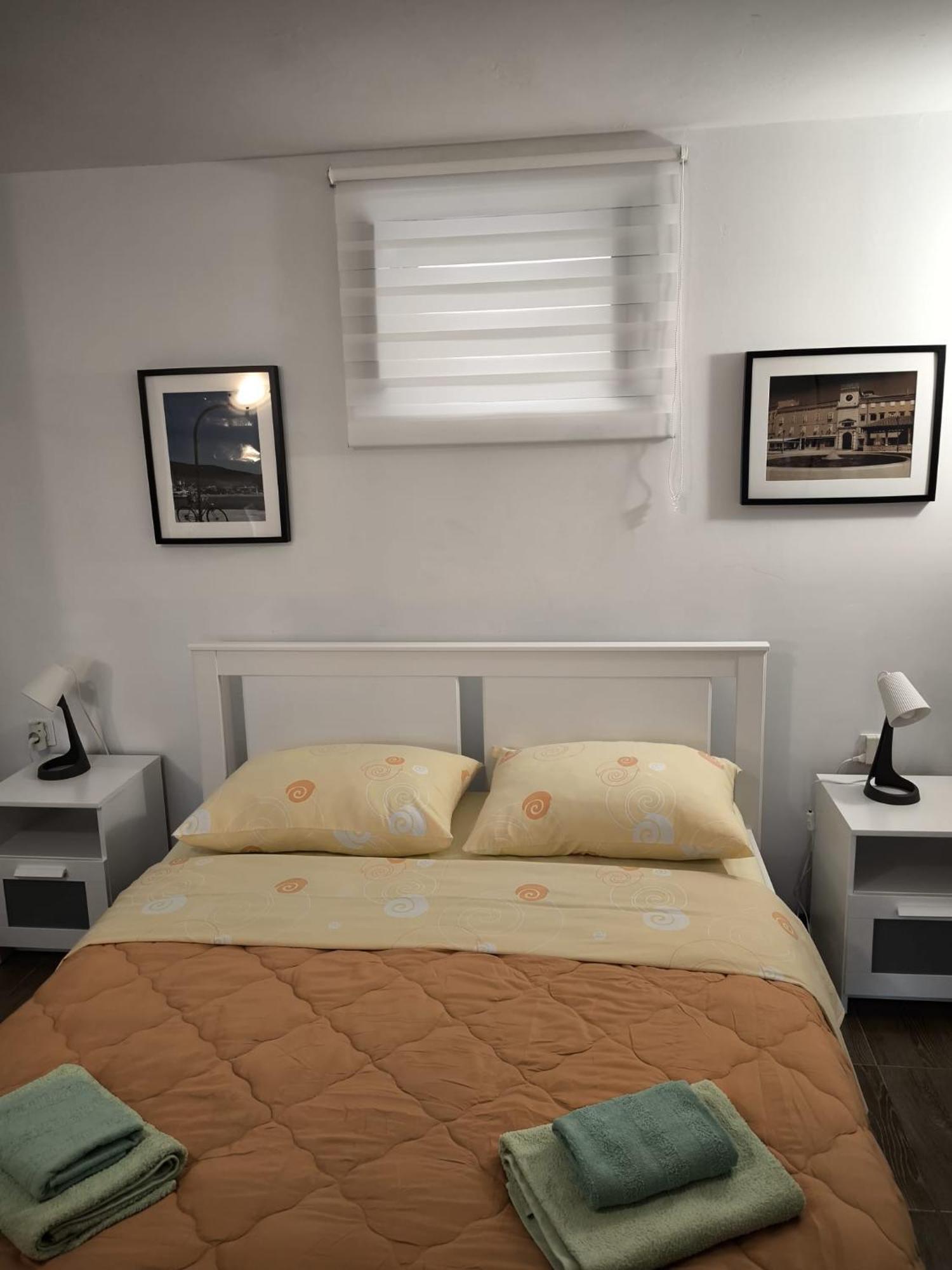 Studio Apartman Nona Angela-Valun Cres Esterno foto