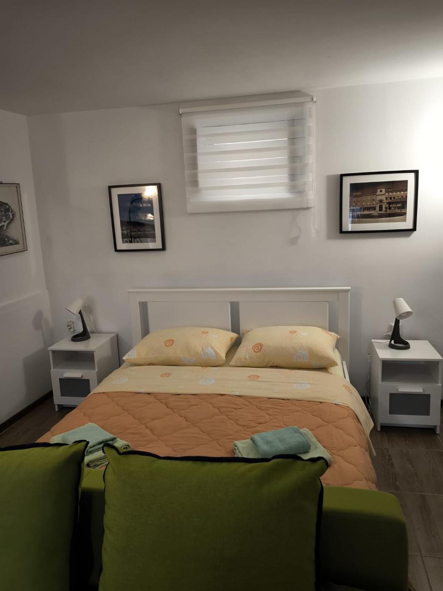 Studio Apartman Nona Angela-Valun Cres Esterno foto